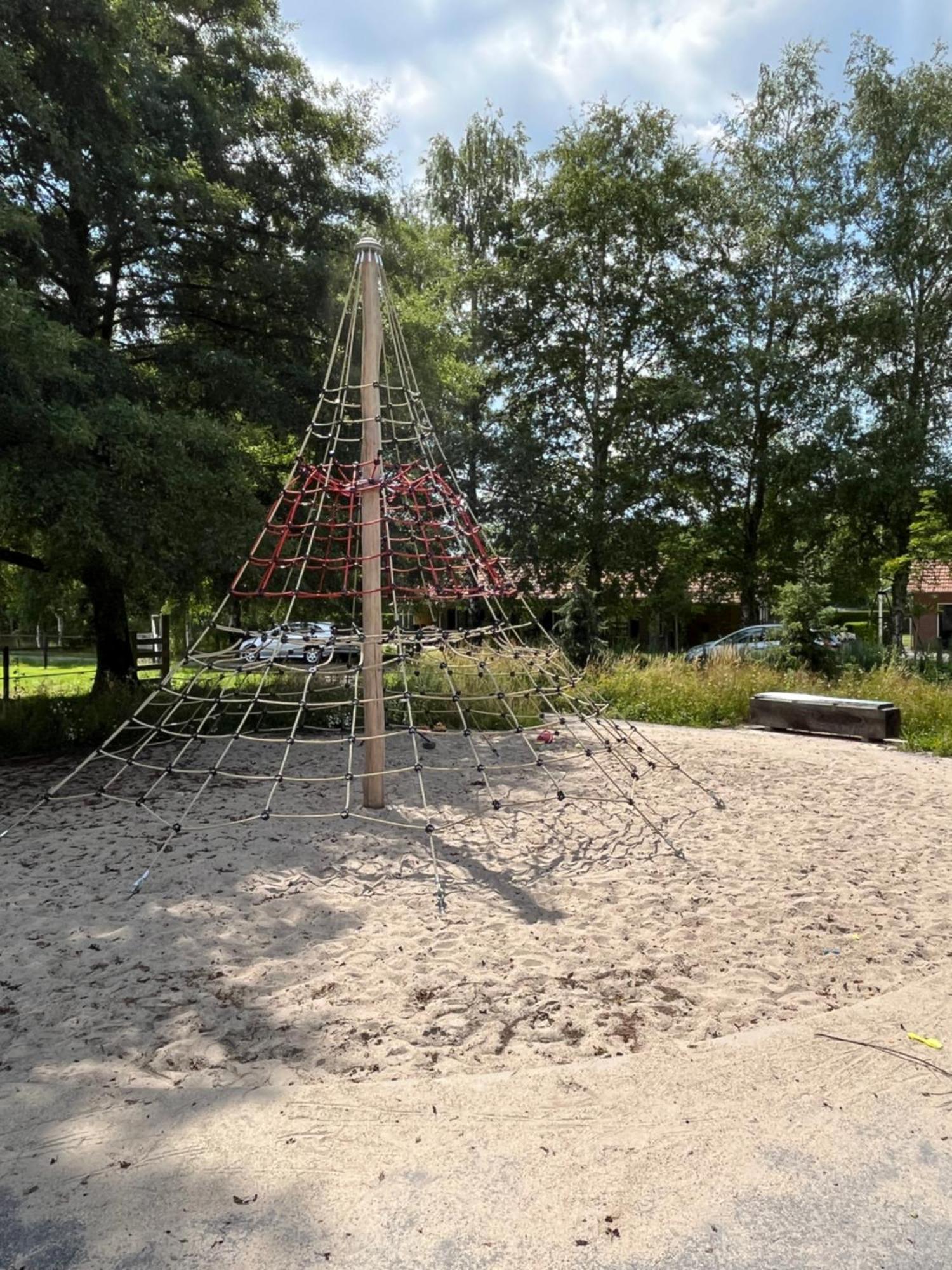 Villa De Berkelstee Eibergen Esterno foto